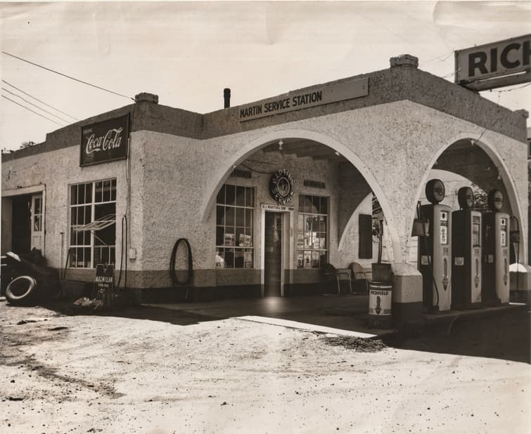Historic black-and-white photograph of Martin Service Station