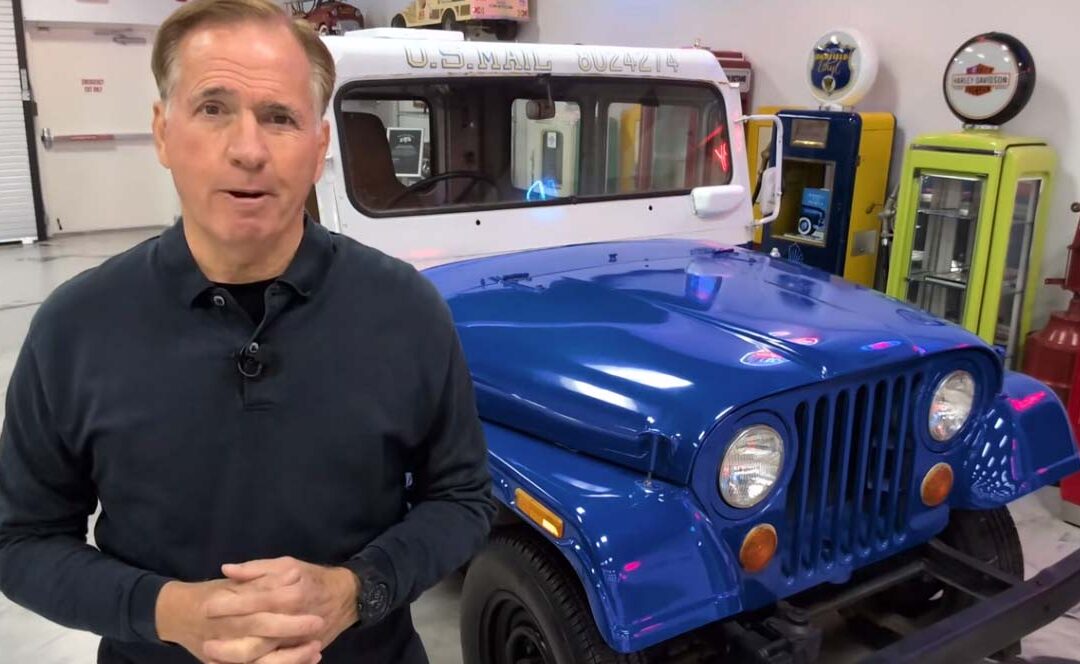 Meet Your Old Best Friend – The Kaiser DJ-5 Mail Truck